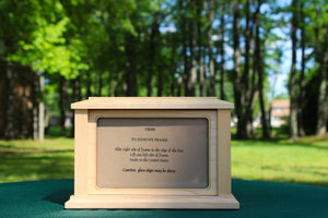 Country Wood Urn